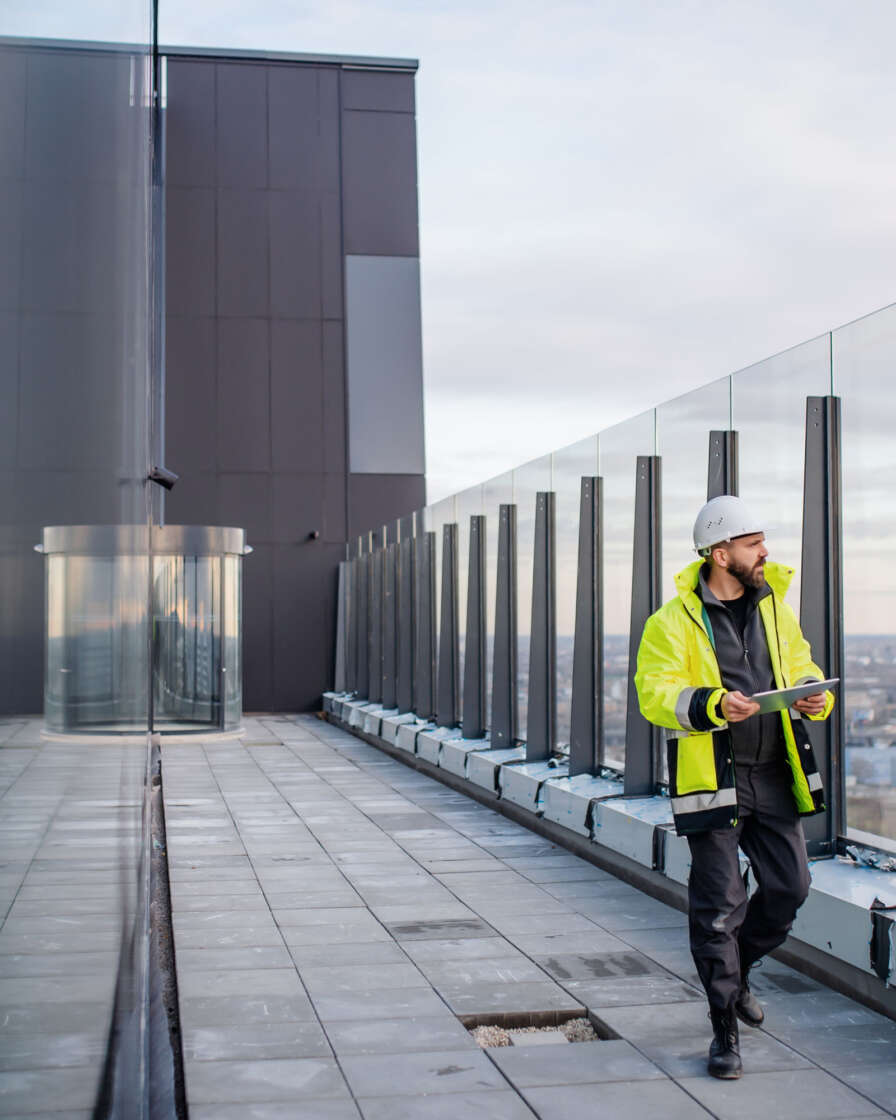 technician-building-condition-assessments